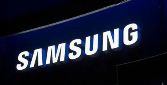 家族设计新演绎：三星Galaxy S24 FE机模泄露，独特背摄风格抢眼